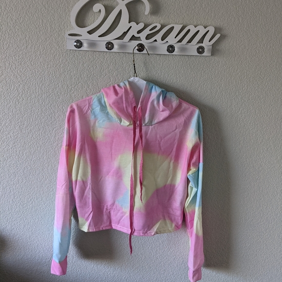 Lightweight Boutique cropped hoodie - Picture 2 of 8